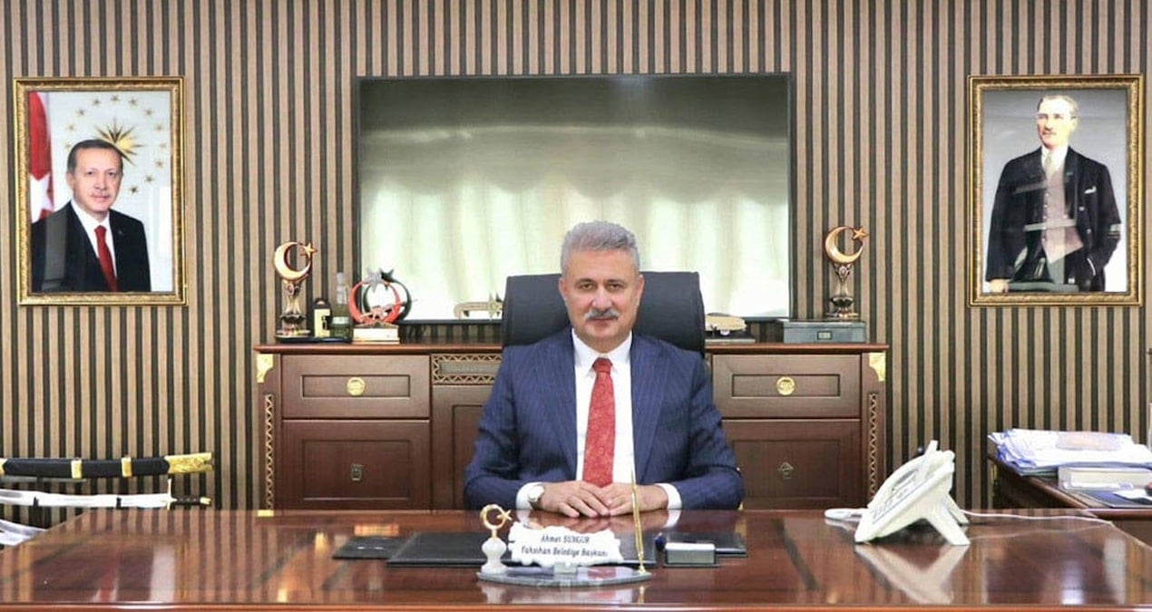 AKP’li belediye başkanı ‘İrtikap’ soruşturması kapsamında tutuklandı