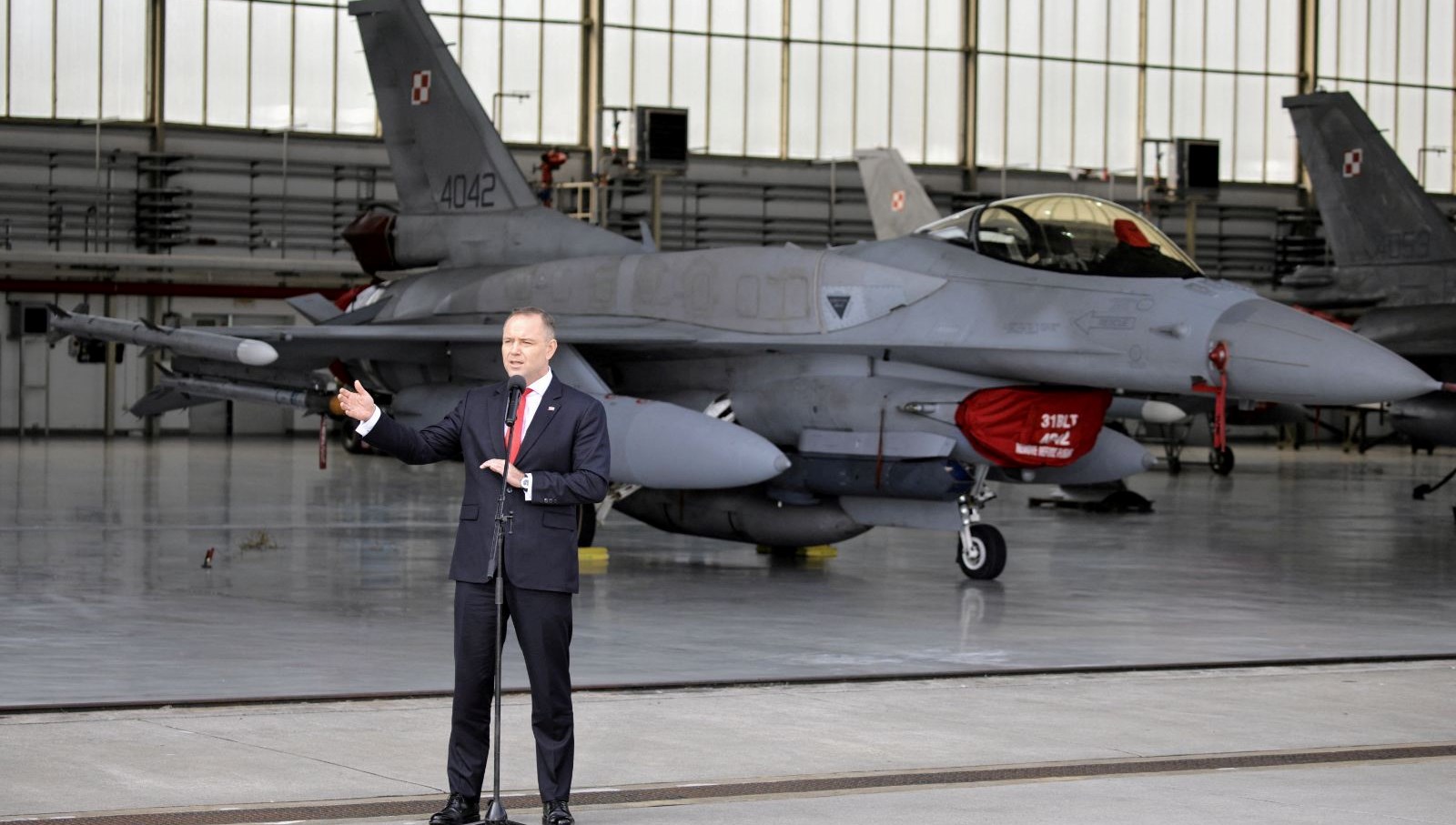 Polonya, NATO güçlerinin ülkeye konuşlanmasına onay verdi