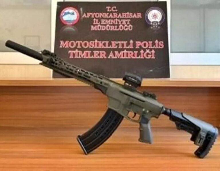 afyonkarahisarda soygun ve uyusturucu denetimleri cok sayida ele gecirildi 39fKILy5.jpg