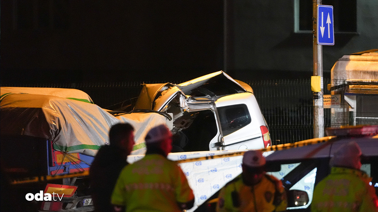 dur ihtarina uymayan surucu tira carpti 1 olu 1 yarali 26e9NFXP.jpg