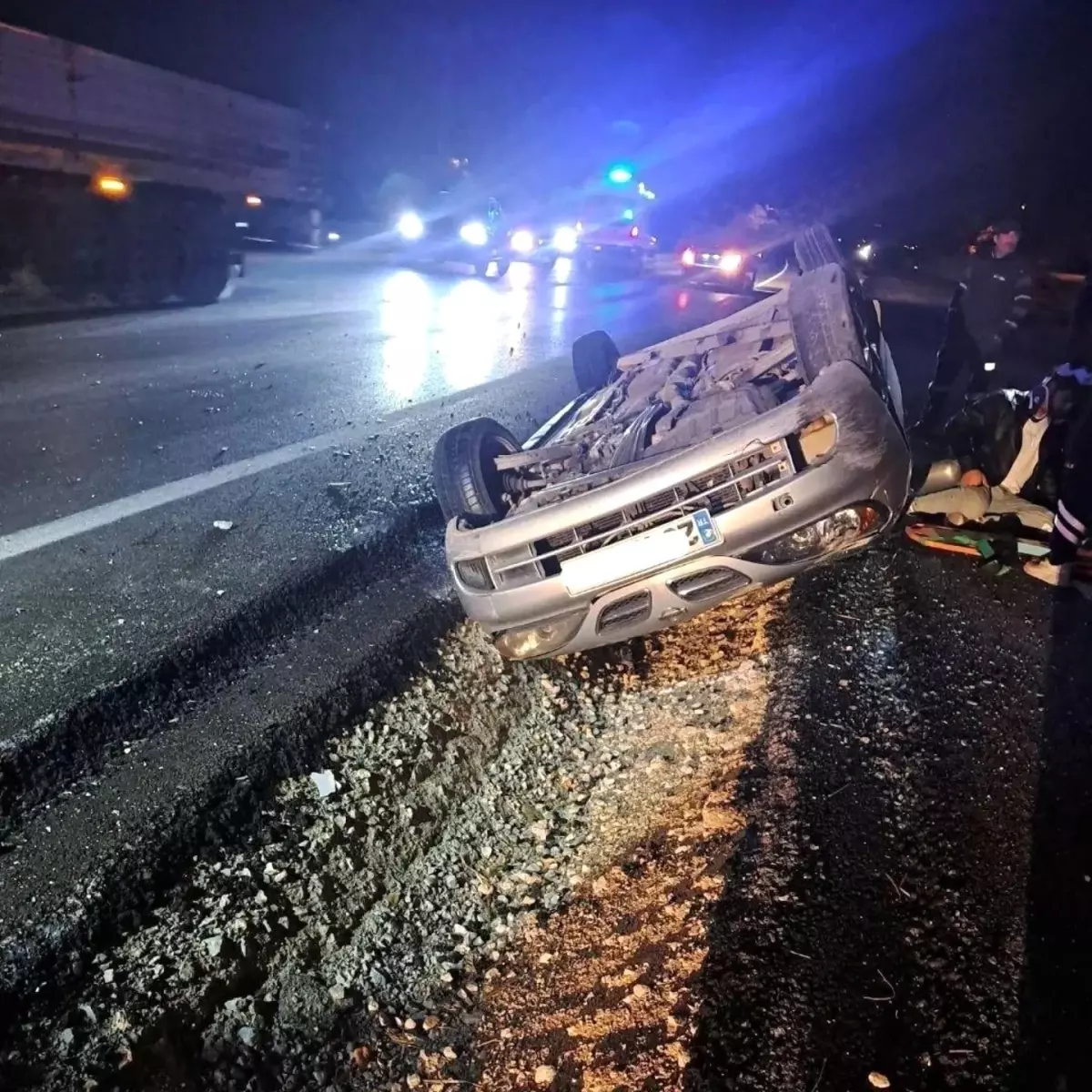 Elazığ’da Takla Atan Otomobilde 2 Yaralı