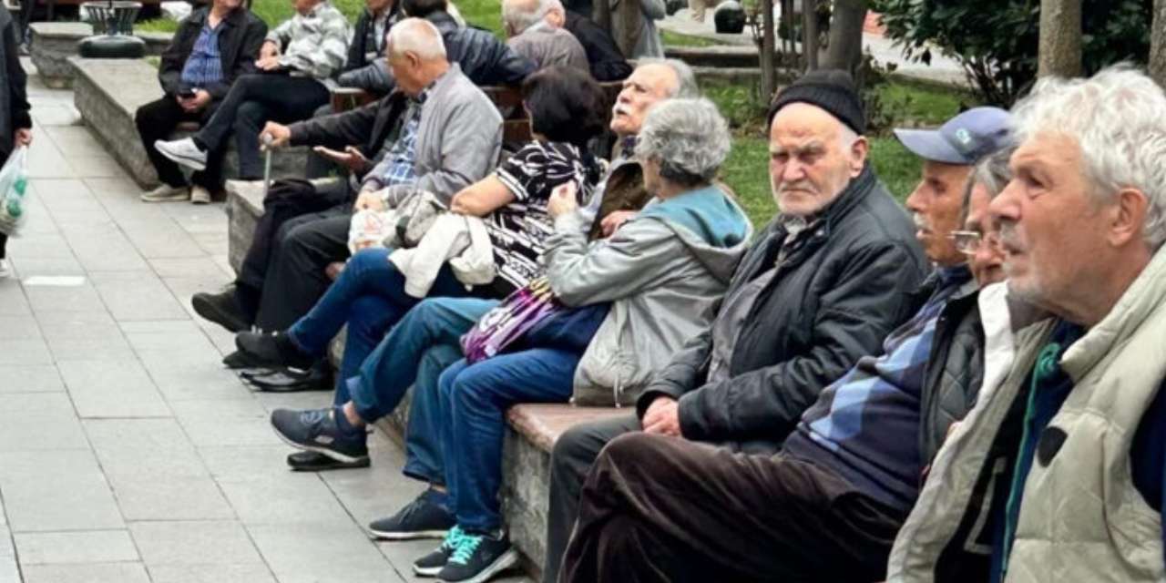 Emekliye bedava oldu: Kimliğini gösteren para ödemeyecek