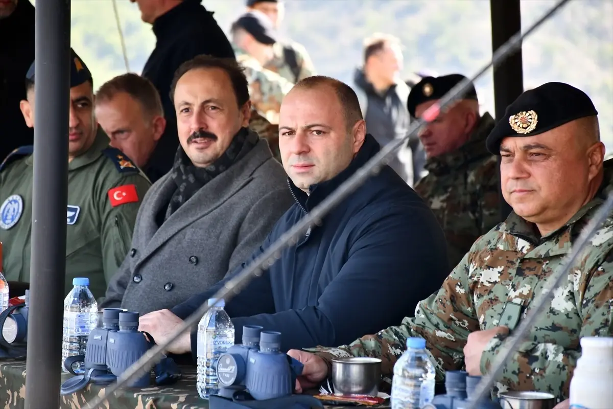 Kuzey Makedonya’da Türkiye’den Temin Edilen Askeri Teçhizatın Tanıtımı Yapıldı