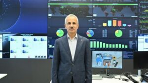 mobil ve sabit hatlardan 818 milyar dakika gorusuldu l41L5GAy.jpg