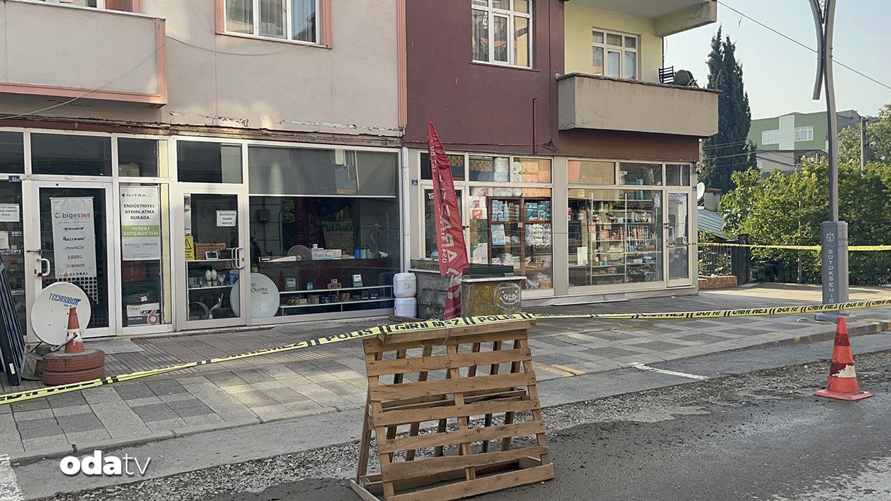 Kolonları çatlayan bir bina daha boşaltıldı