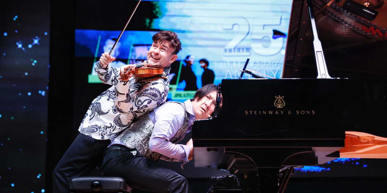 Antalya’da finali Igudesman ve Joo ikilisi yaptı