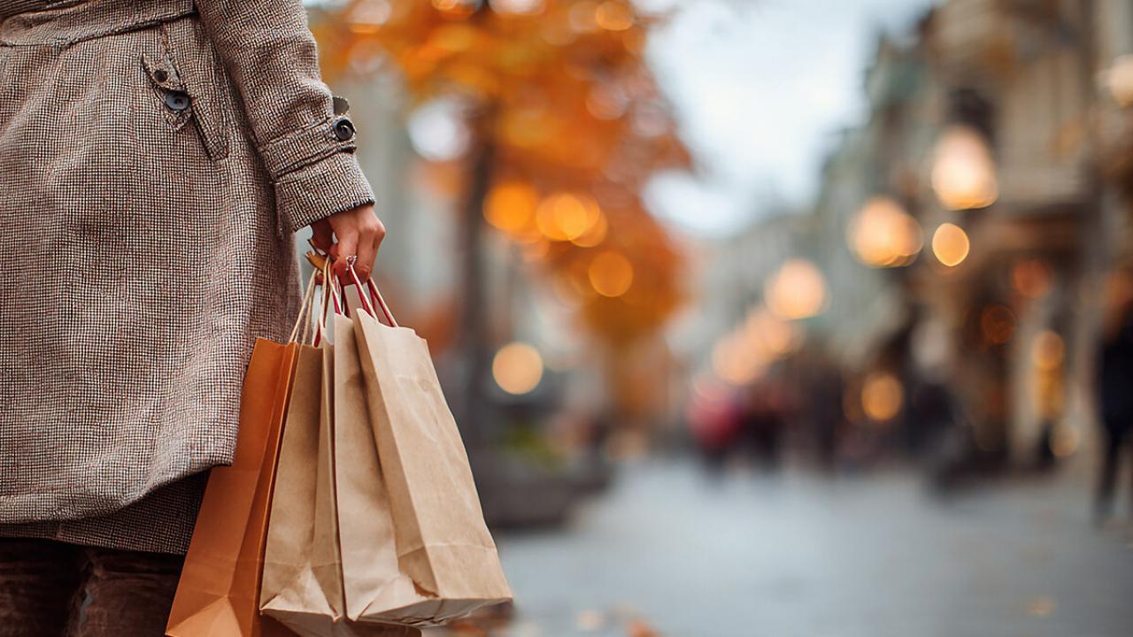 Beyaz eşyadan kozmetiğe… Türk kadınının alışveriş rotası belirlendi!