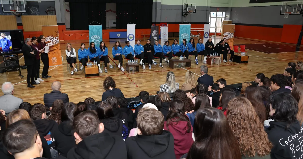 Bursa Nilüfer’in Sultanları öğrencilerle söyleşide buluştu