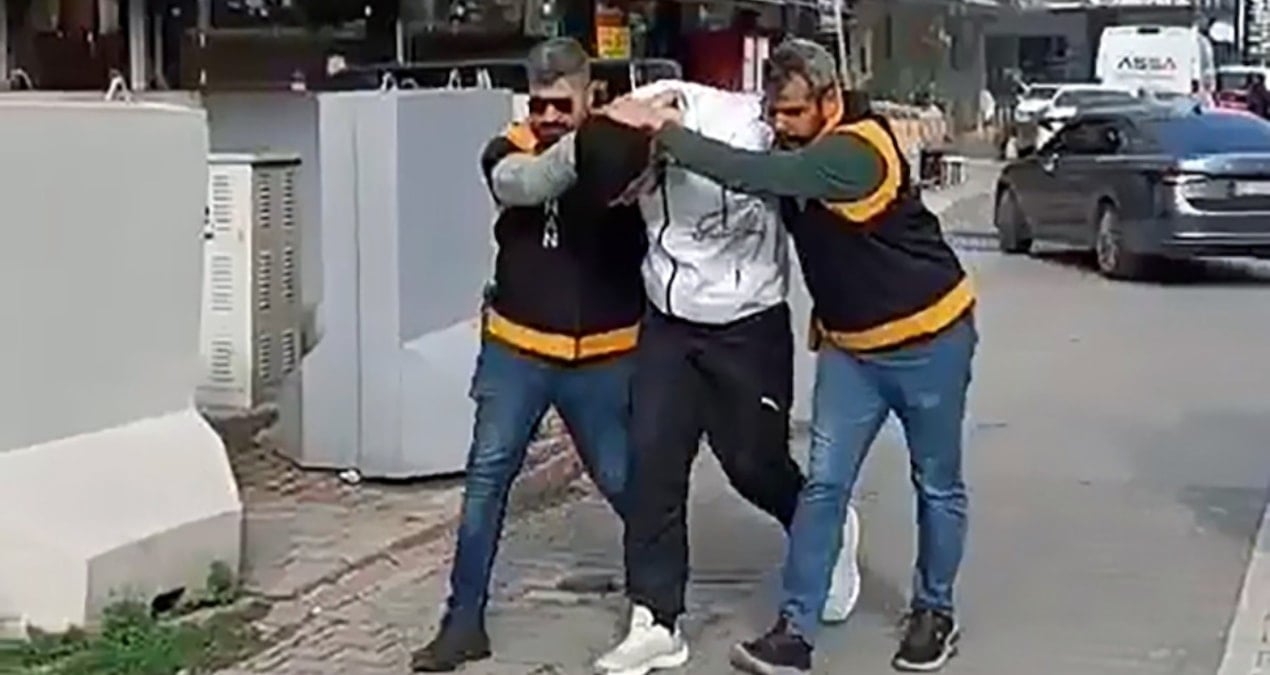 Sevgilisiyle görüşmek için gitti, dayak yedi: Oyun salonuna silahlı saldırı düzenledi