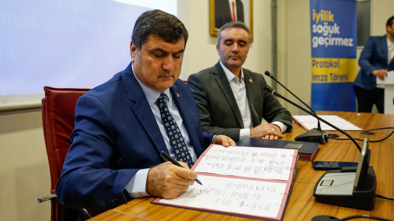 Sultanbeyli’de 42 STK Gazze ve mazlum coğrafyalar için bir araya geldi