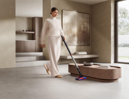 Dyson PencilVac, Temizliğe Farklı Bir Boyut Getiriyor