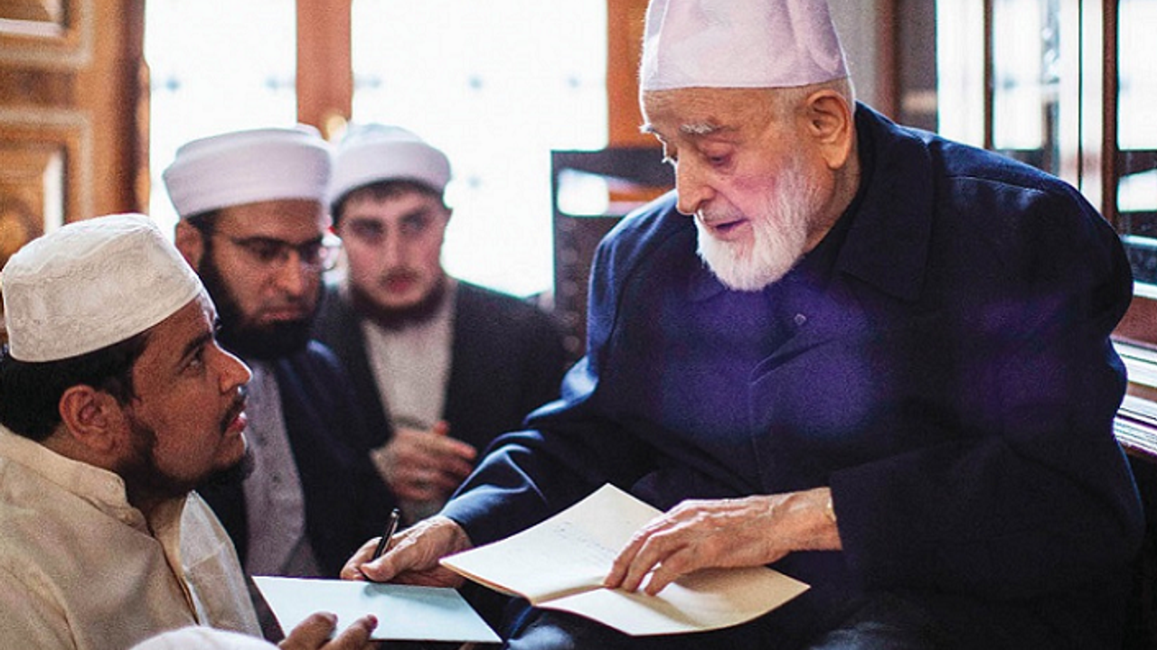 Halil İbrahim Kutlay, M. Emin Saraç Hocaefendi’yi anlatıyor