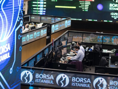 Borsa İstanbul’da BIST 100 Endeksi Düşüş Yaşadı: İlk Yarıda Olumsuz Seyir