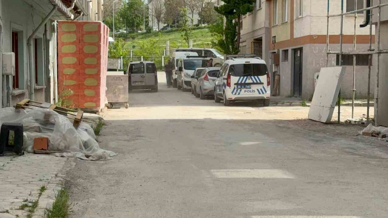 eskisehirde-supheli-olum-31-yasindaki-genci-babasi-evde-hareketsiz-buldu-veLVyD3C