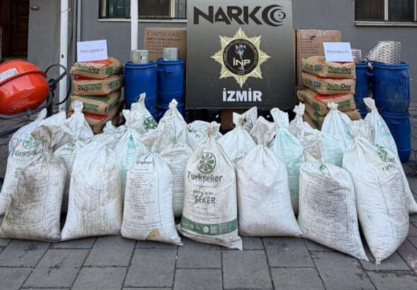 uyusturucu-cetesine-uc-ilde-operasyon-17-zehir-taciri-yakalandi-JkQAlax2