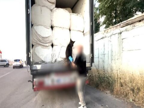 Tam 122 kilo uyusturucu mailo tarafindan bulundu 66hn39sB